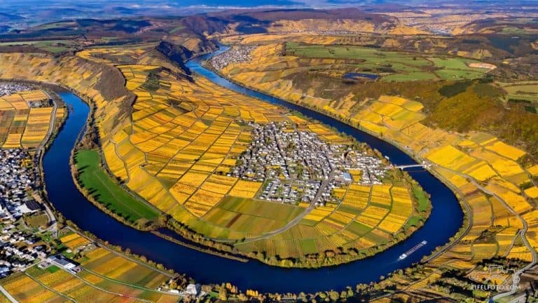 EIFELFOTO Moselschleife Leiwen Trittenheim114620 768x432